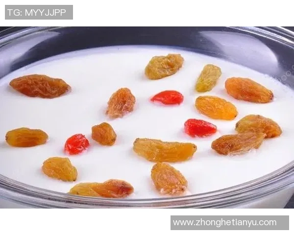 足球明星分享酸奶制作技巧与健康饮食理念的精彩视频教学